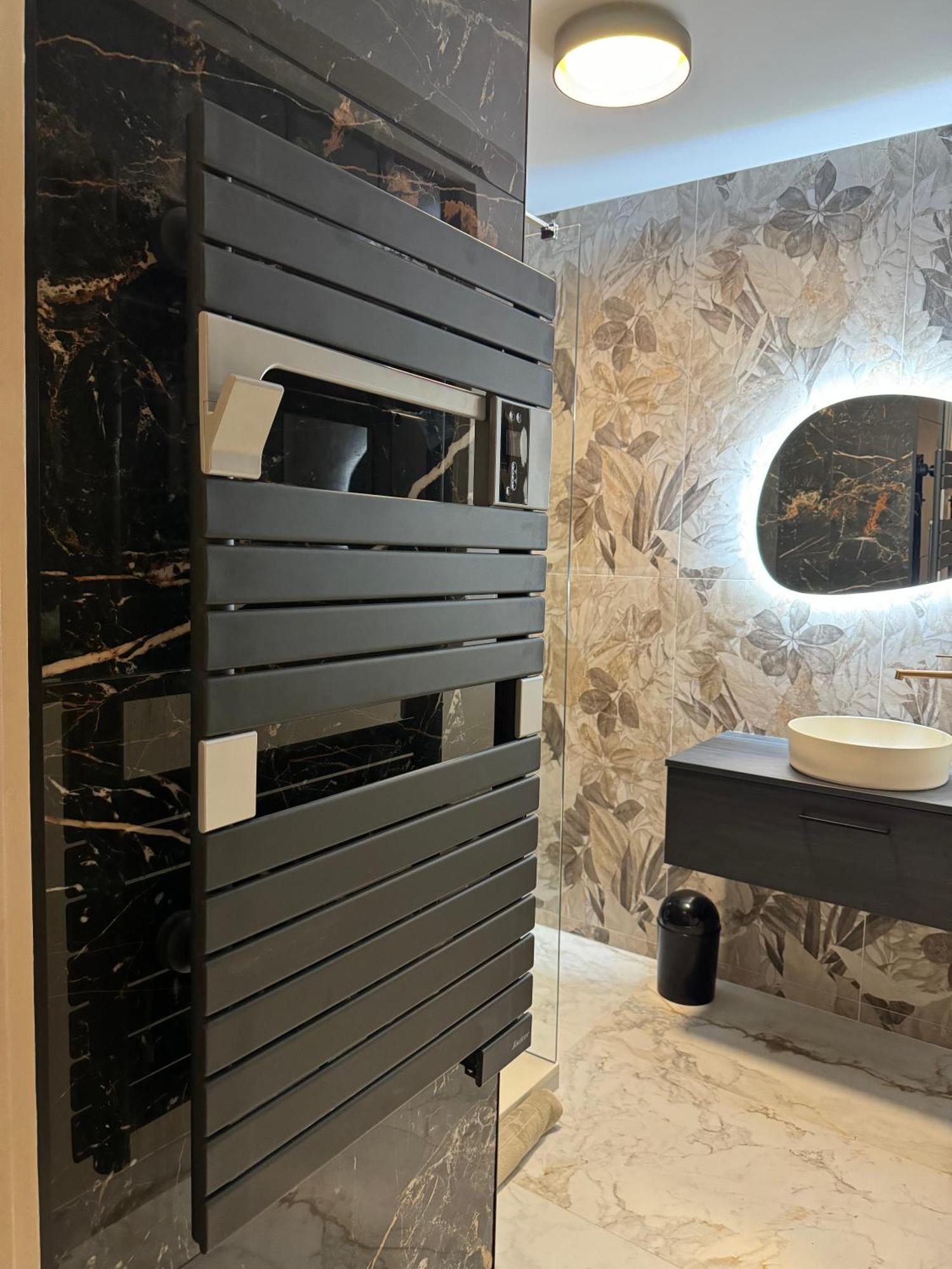 Flower Suite And Spa La Seyne-sur-Mer Exterior foto